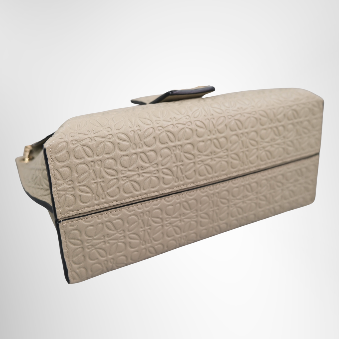 Loewe Anagram Avenue Chain Shoulder Bag