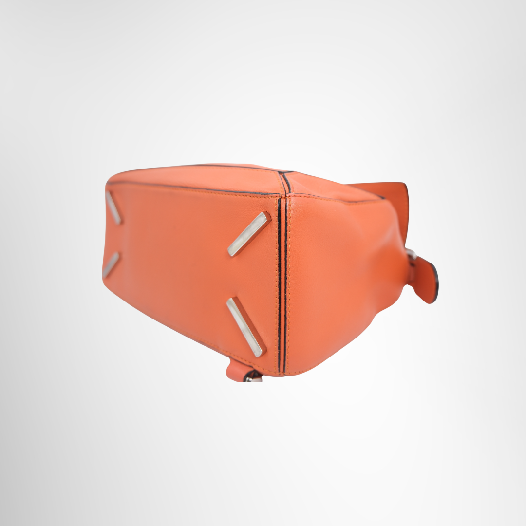 Loewe Preowned Luxury Bag Puzzle Bag in Vibrant Orange 
Bottom View 3

