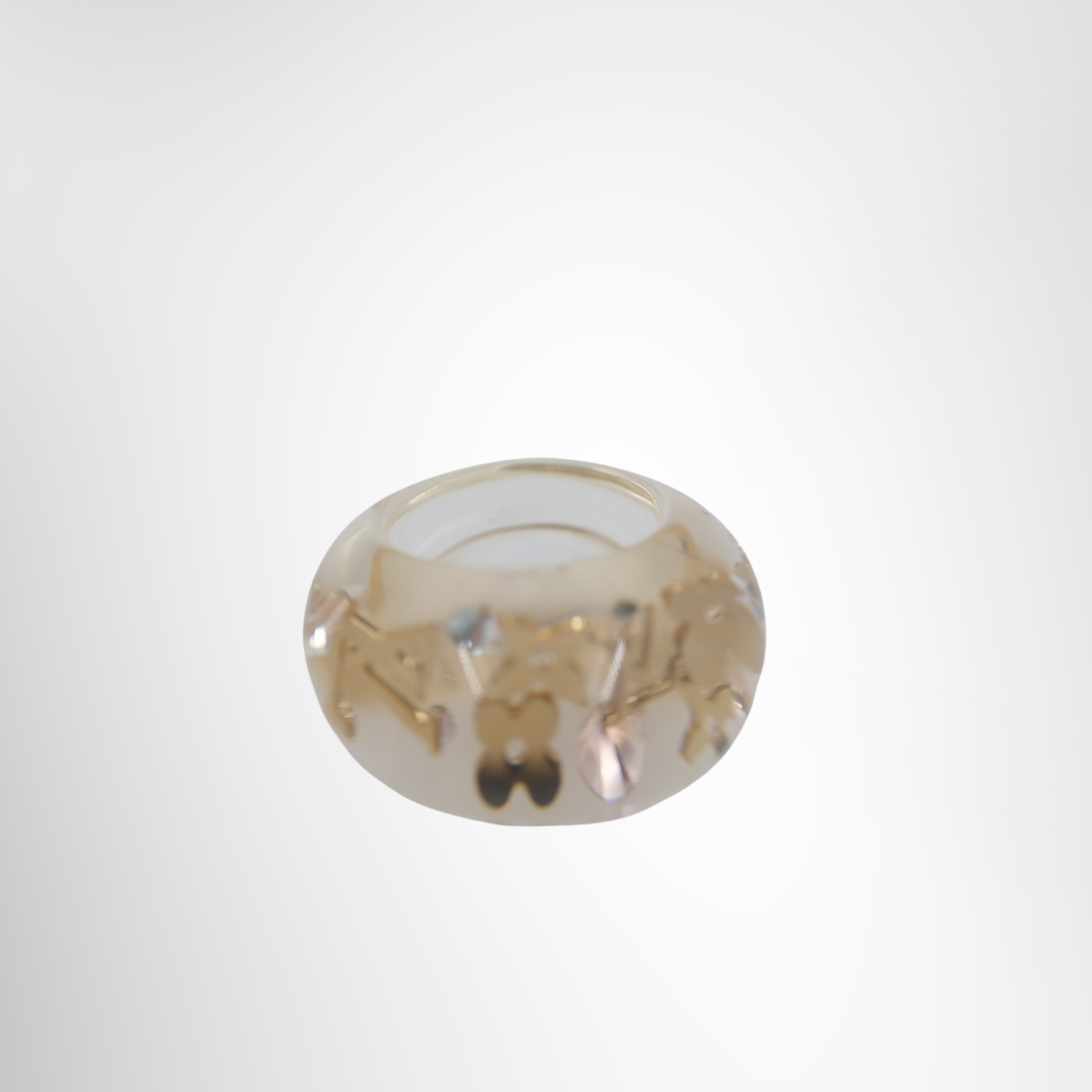 Louis Vuitton Berg Inclusion Ring – Pre-Owned Luxury Brand Accessories – Antonio & Co Interior VIew 