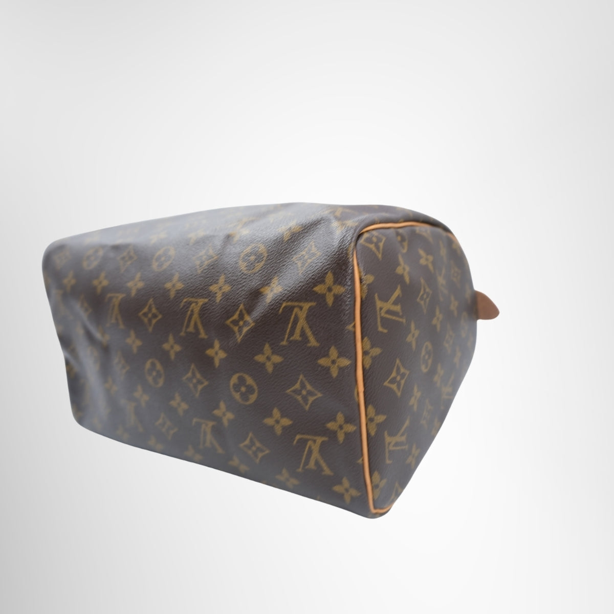  Louis Vuitton Speedy 30 – Pre-Owned Luxury Brand Bags – Antonio & Co Right Corner View