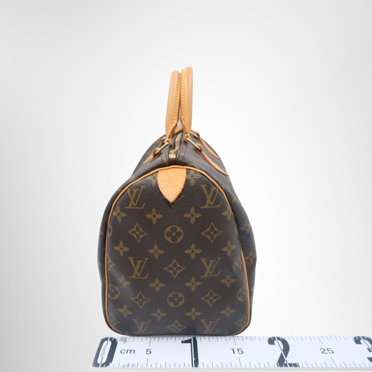  Louis Vuitton Speedy 30 – Pre-Owned Luxury Brand Bags – Antonio & Co Side View 