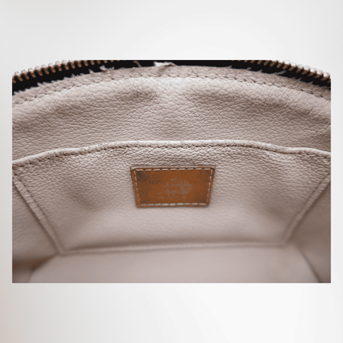 Louis Vuitton Monogram Pochette Cosmetic PM