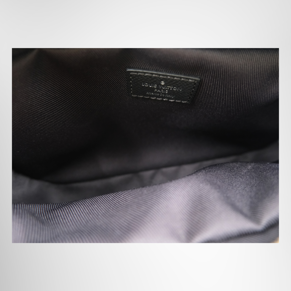 Louis Vuitton Outdoor Messenger Bumbag – Black