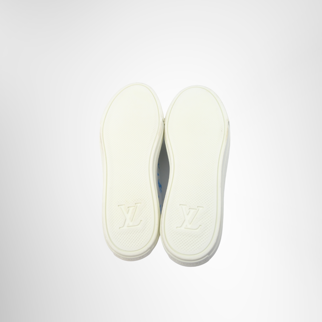 Louis Vuitton Mesh Sneaker Size 40 – Pre-Owned Luxury Shoes – Antonio & Co –Bottom View 
