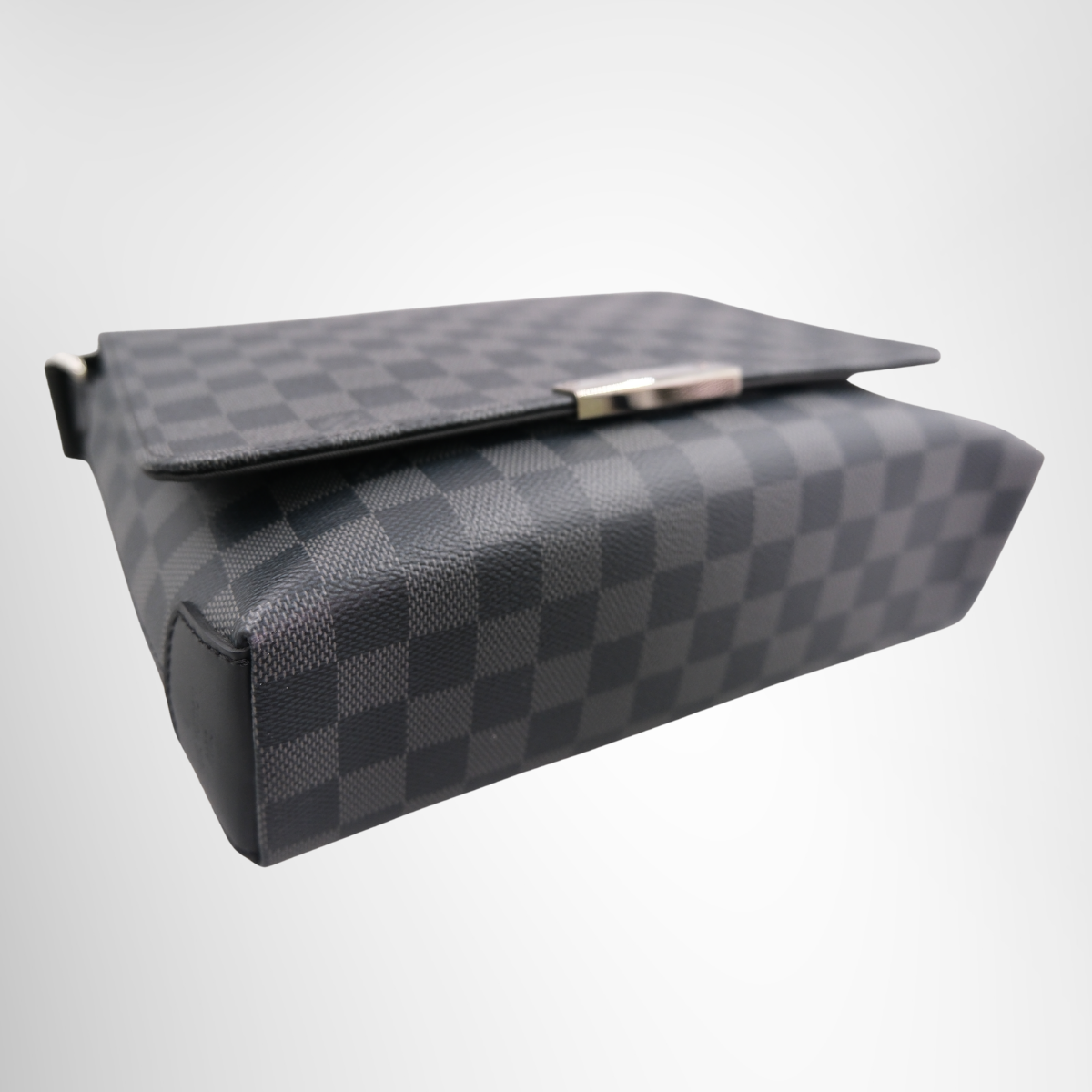 Louis Vuitton District PM NV2 Damier Graphite Messenger Bag