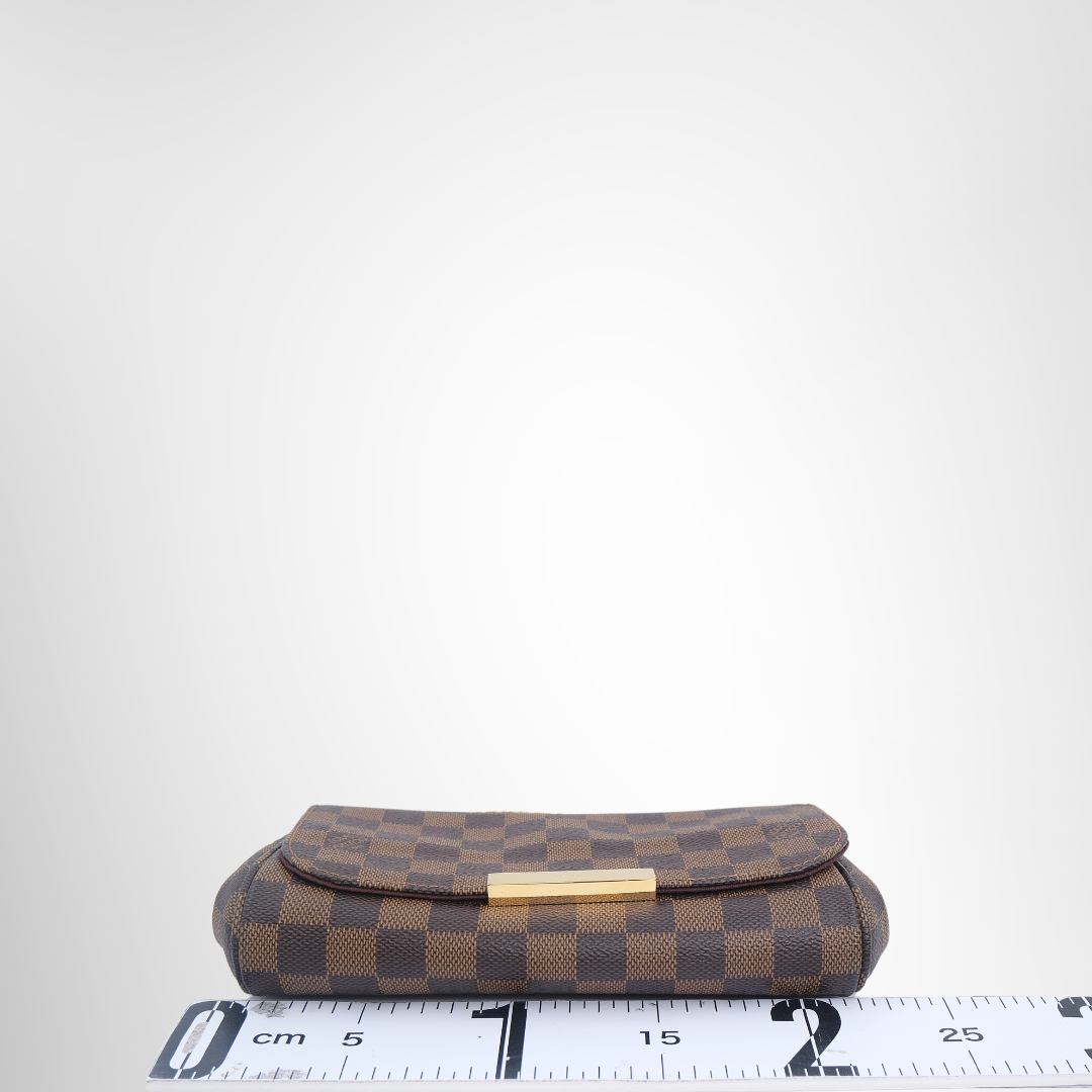 Louis Vuitton Preowned Luxury Bag Favorite Strap PM Bottom View
