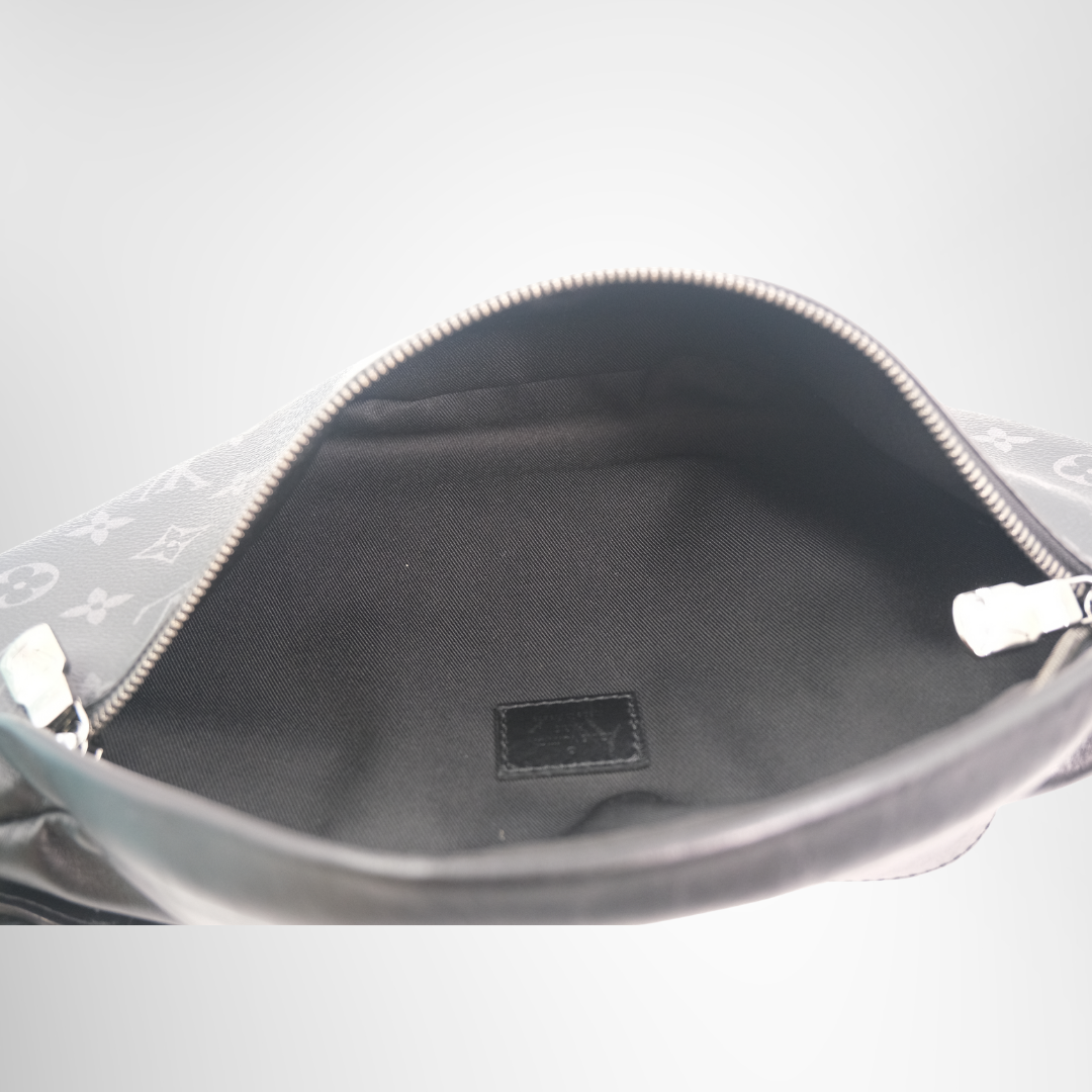 Louis Vuitton Preowned Luxury Bag Messenger Bumbag Interior View