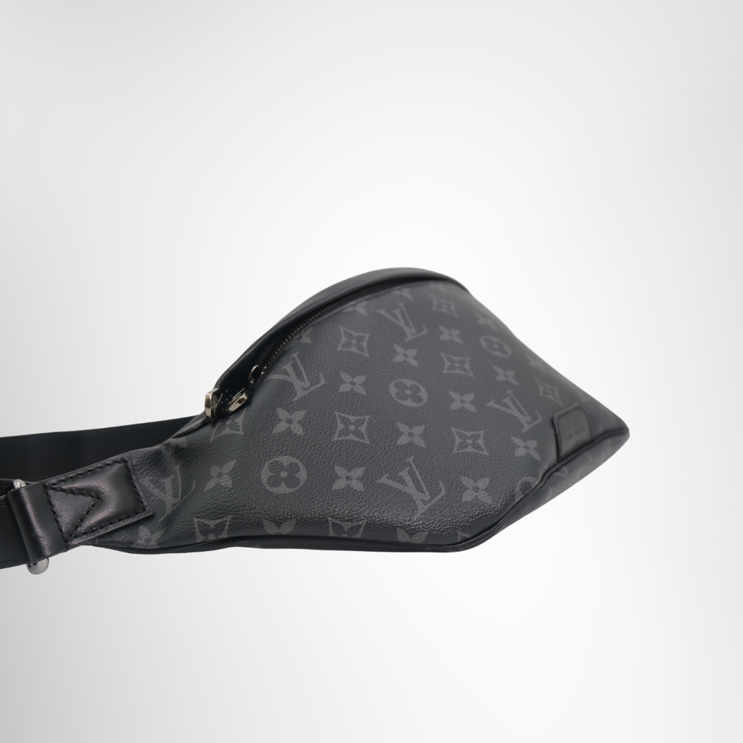 Louis Vuitton Preowned Luxury Bag Messenger Bumbag Side View 3