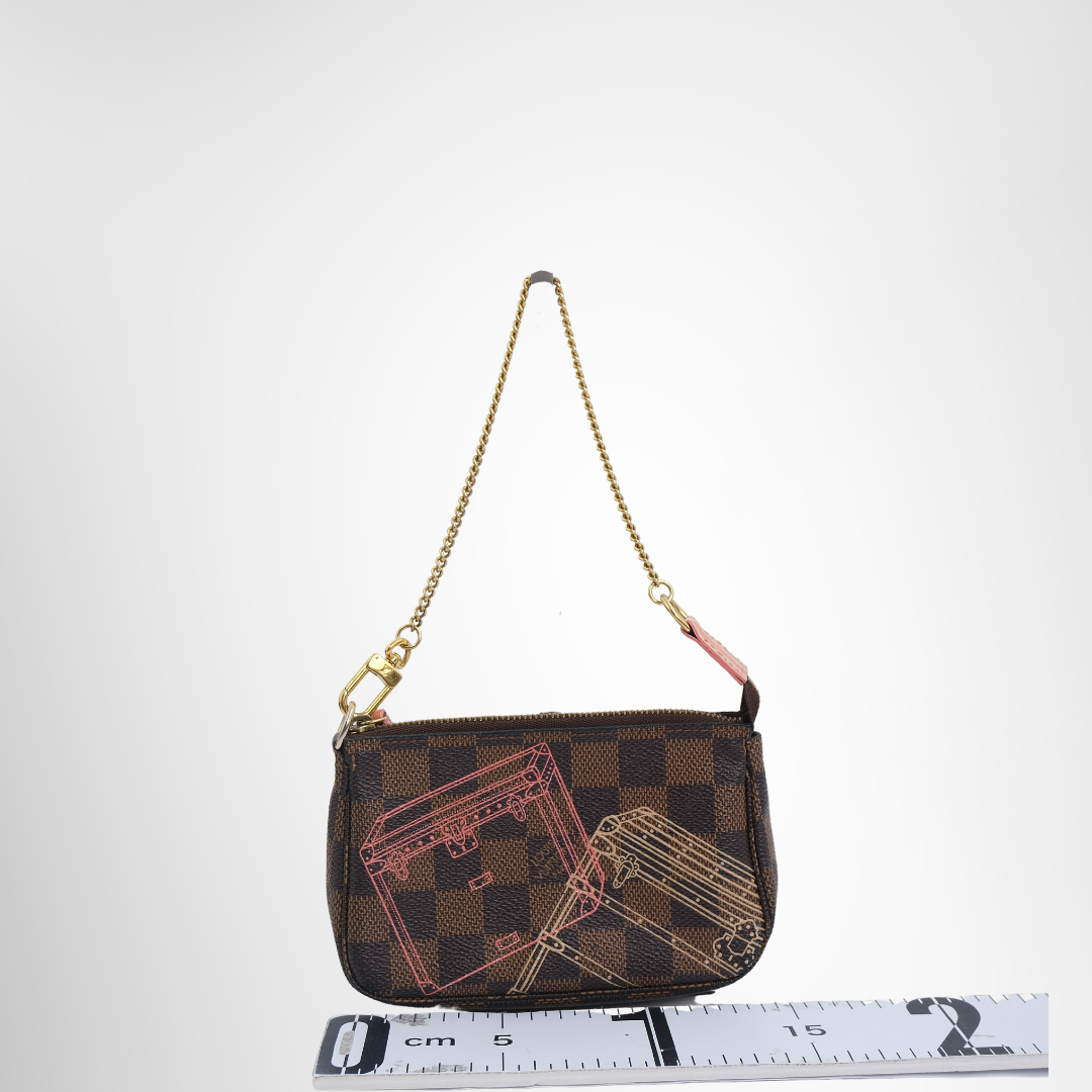 Louis Vuitton Preowned Luxury Bag Mini Pochette Accessory Wall Box Front View 2
