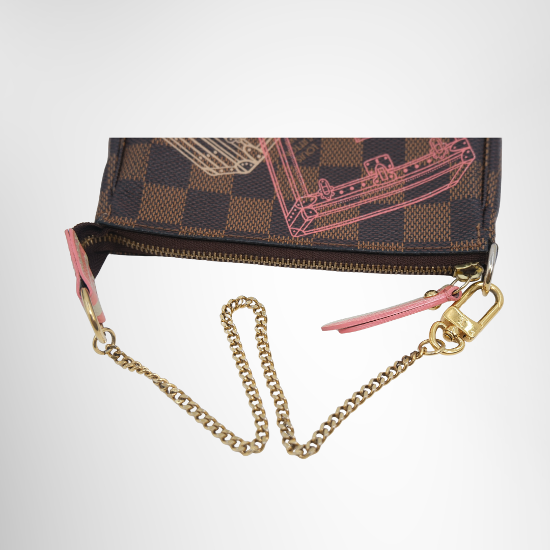 Louis Vuitton Preowned Luxury Bag Mini Pochette Accessory Wall Box Strap View