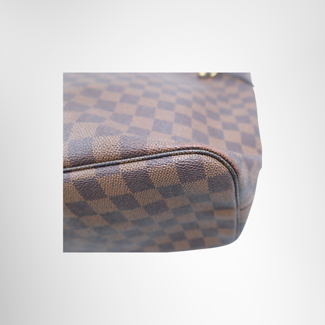Louis Vuitton Preowned Luxury Bag Neverfull MM Tote Bag in Damier Ebene Canvas Bottom View 3