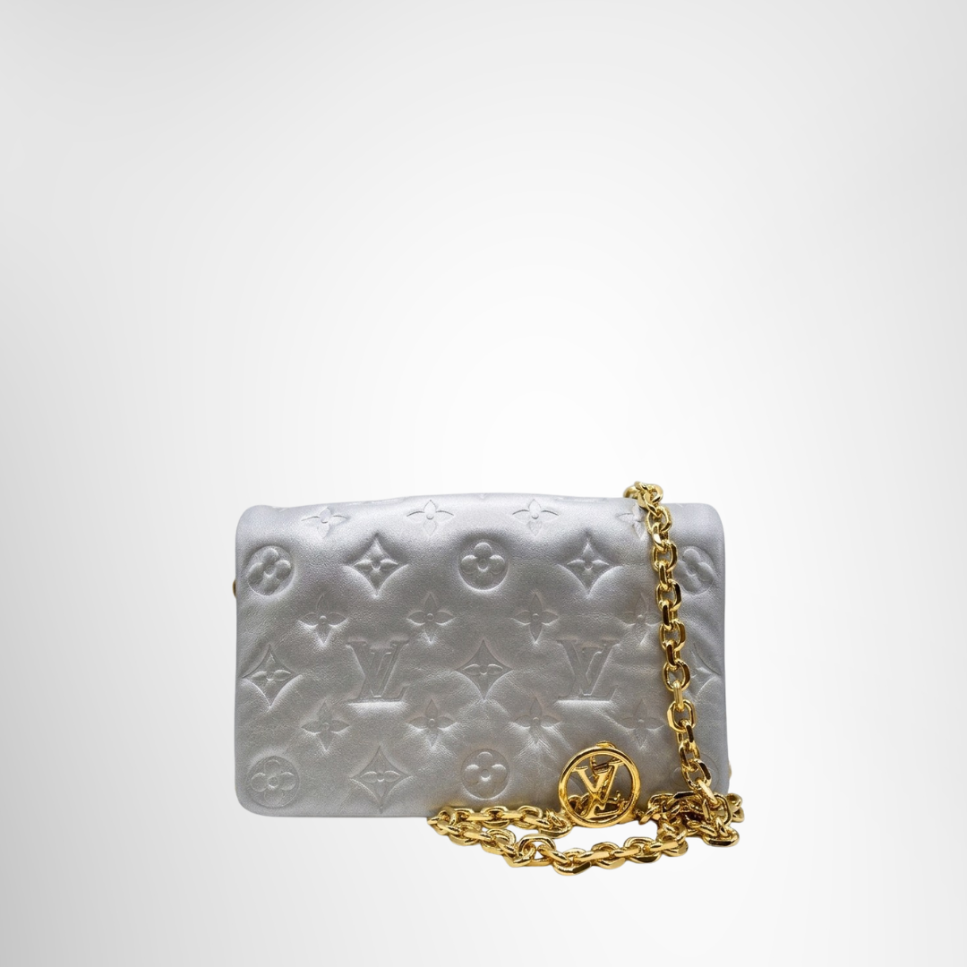 Louis Vuitton Preowned Luxury Bag Pochette Cousin Front View