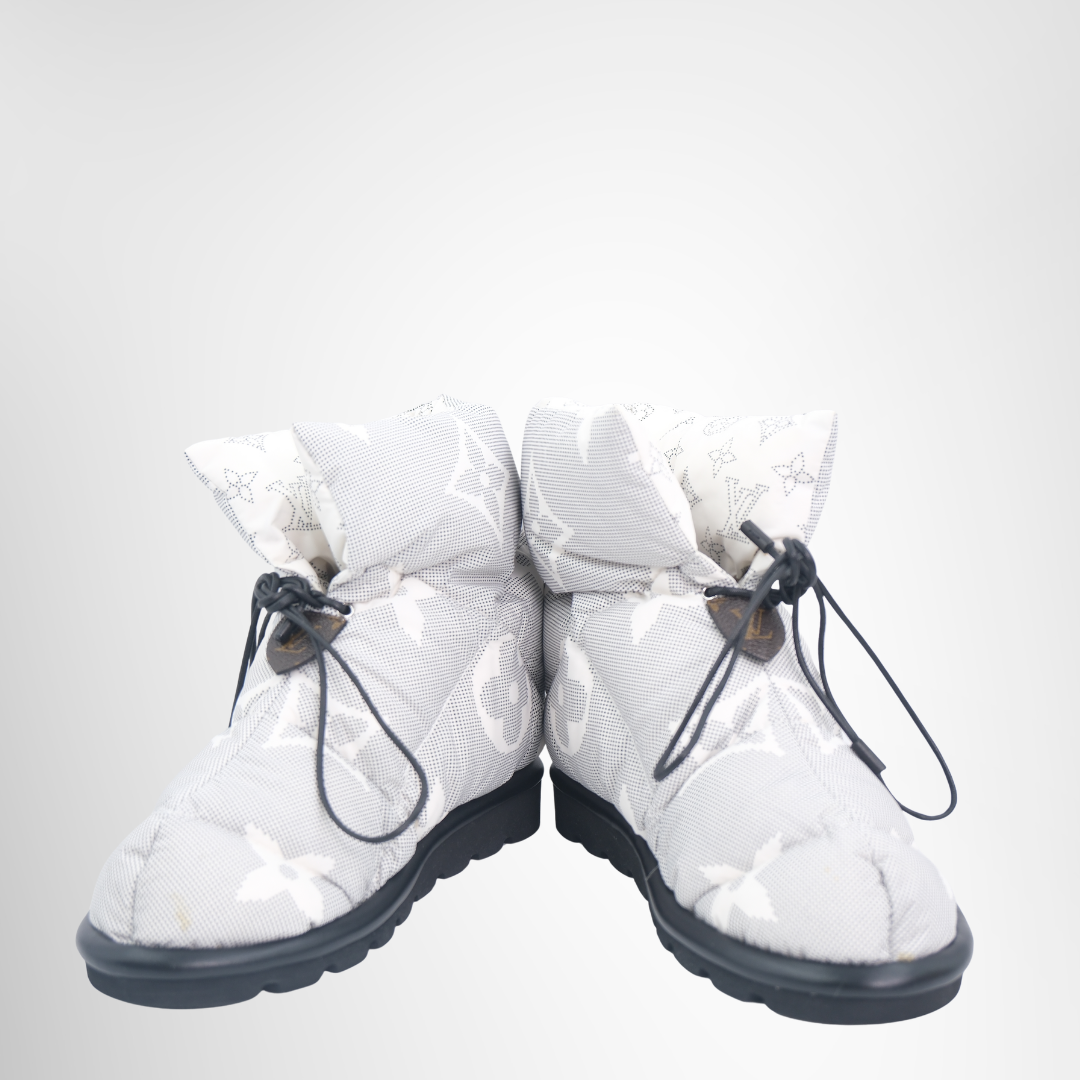 Louis Vuitton Preowned Luxury Boots Pillow Line Monogram Boots Front View 2