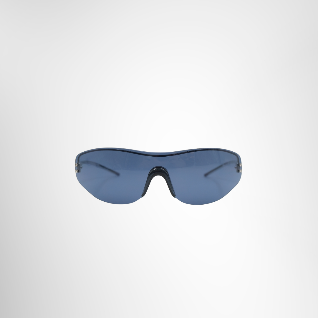 Louis Vuitton Preowned Luxury Cup Glasses Front Page