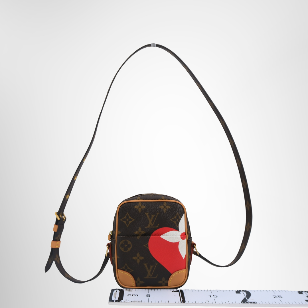 Louis Vuitton Preowned Luxury Game On Paname Front View