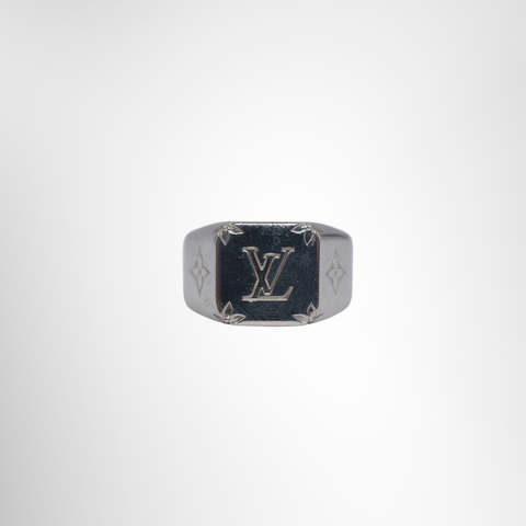 Louis Vuitton Preowned Luxury Ring Monogram Signet Silver Ring Front View - Antonio & Co.
