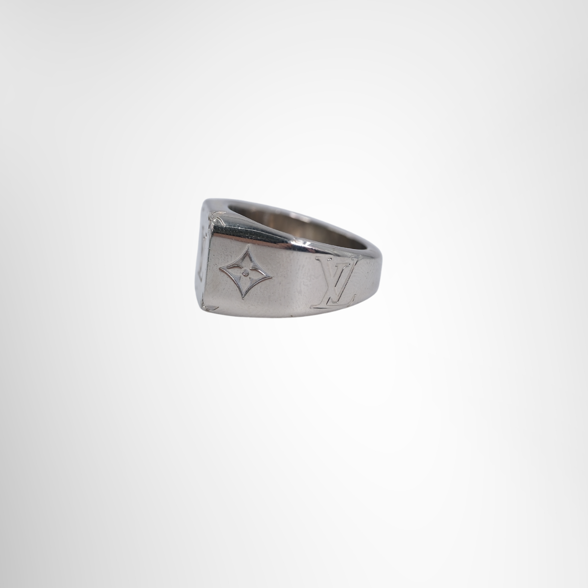 Louis Vuitton Preowned Luxury Ring Monogram Signet Silver Ring Side View - Antonio & Co.