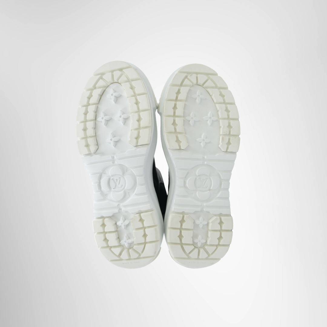 Louis Vuitton Preowned Luxury Sneaker Boot Bottom View