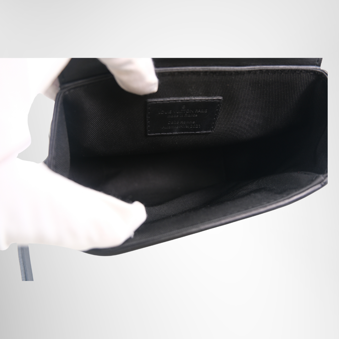 Louis Vuitton Preowned Luxury Stream XS Strap Bag Interior View