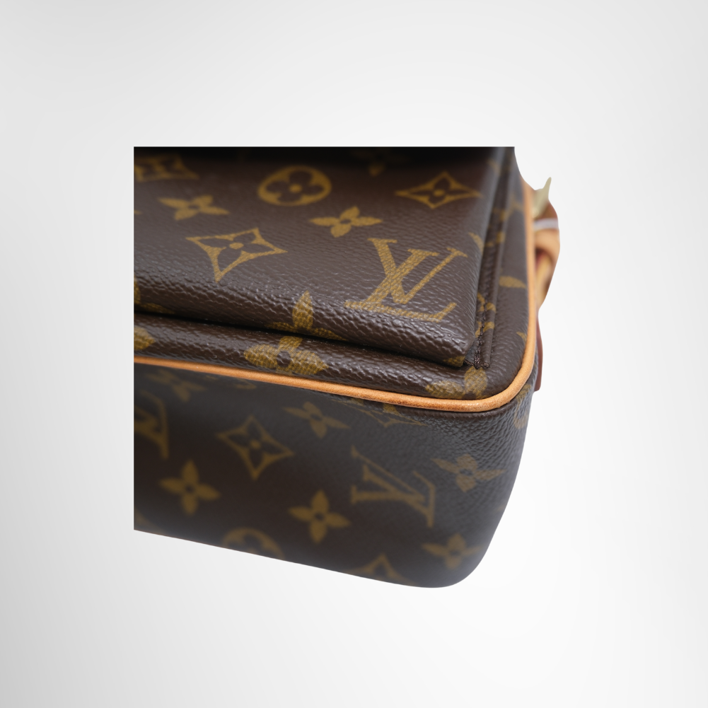 Louis Vuitton Preowned Luxury Viva Cite MM Monogram Shoulder Bag Corner Bottom View2 - Antonio & Co.