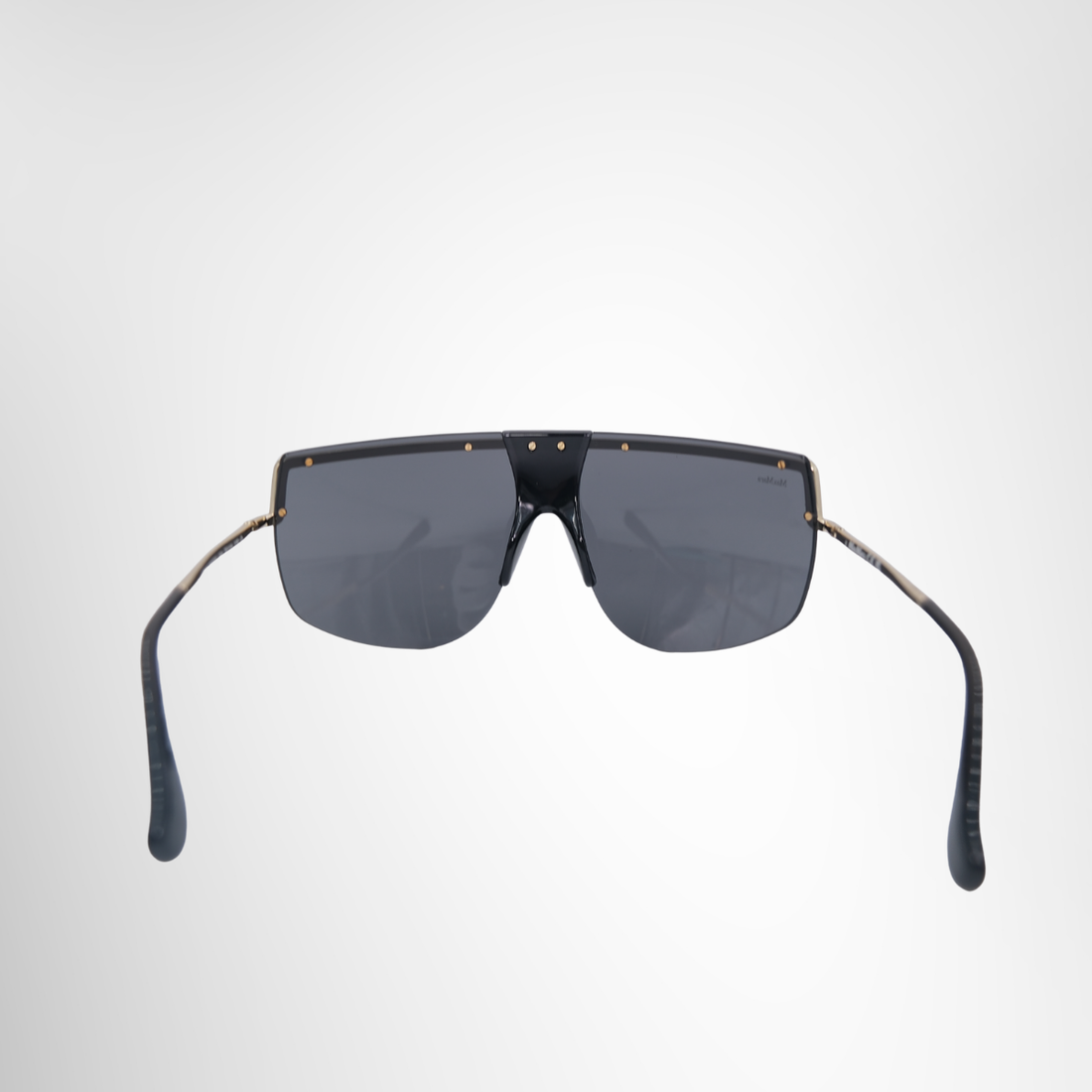 Max Mara Pilot Frame Sunglasses – Pre-Owned Luxury Eyewear – Antonio & Co – Front Page