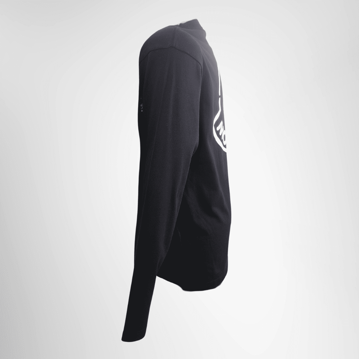 Moncler 1952 x Undefeated Long Sleeve Logo Print Tee – Pre-Owned Luxury Brand Apparel – Antonio & Co Side View 2