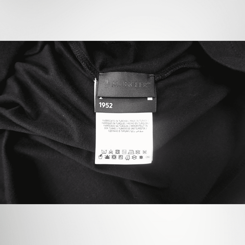 Moncler 1952 x Undefeated Long Sleeve Logo Print Tee – Pre-Owned Luxury Brand Apparel – Antonio & Co Tag 2