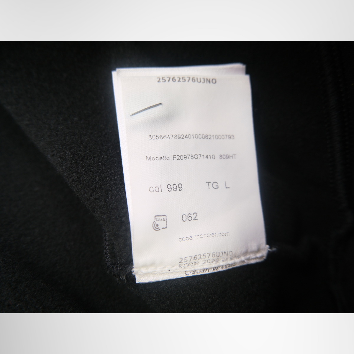 Moncler Logo Hoodie – Pre-Owned Luxury Brand Apparel – Antonio & CoTag 3