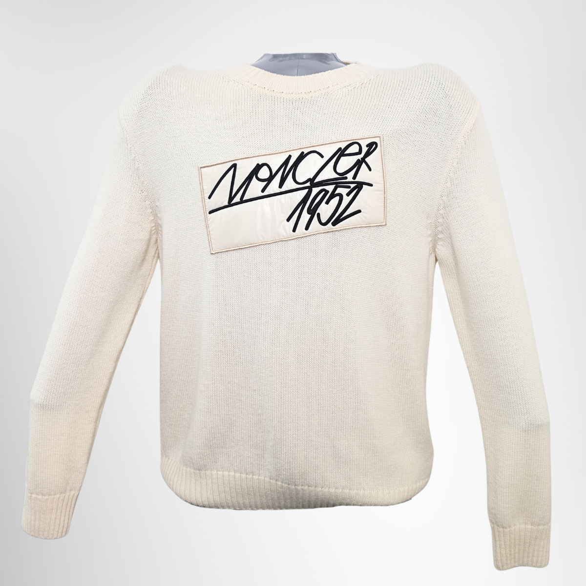 Moncler White Sweater – Pre-Owned Luxury Apparel – Antonio & Co Front Page