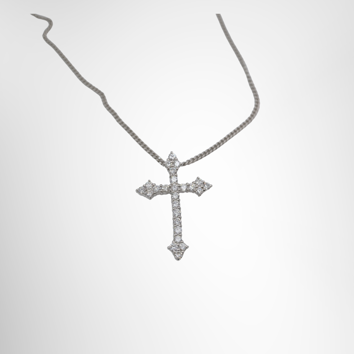 Natural Diamond Round Brilliant Cut Pt900/Pt850 Cross Necklace – Pre-Owned Luxury Brand Accessories – Antonio & Co CLose up