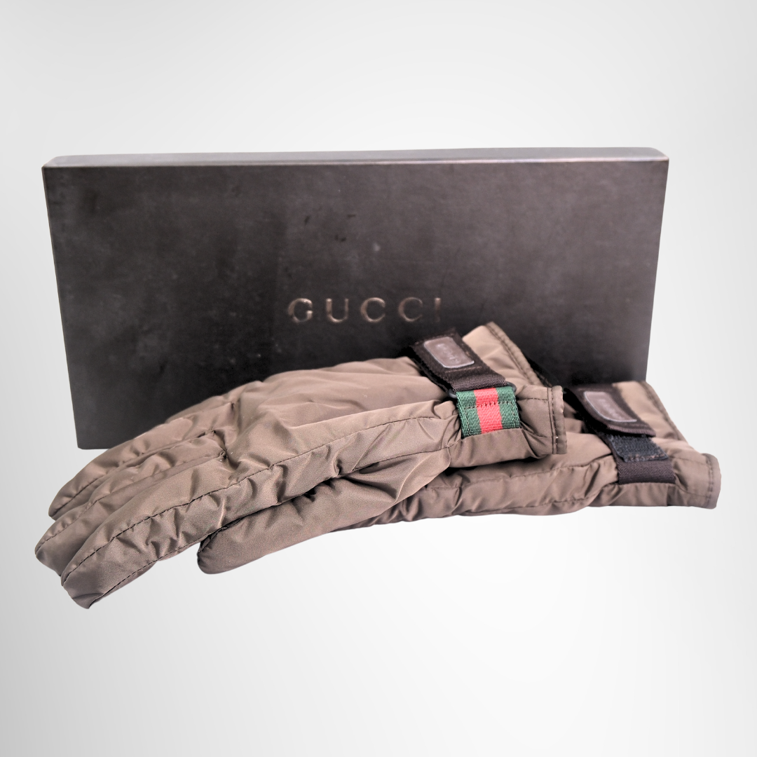 Nylon winter or ski gloves