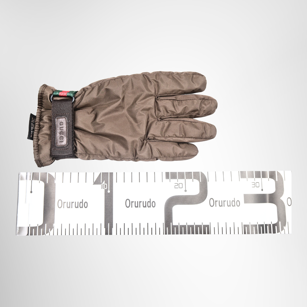 Nylon winter or ski gloves