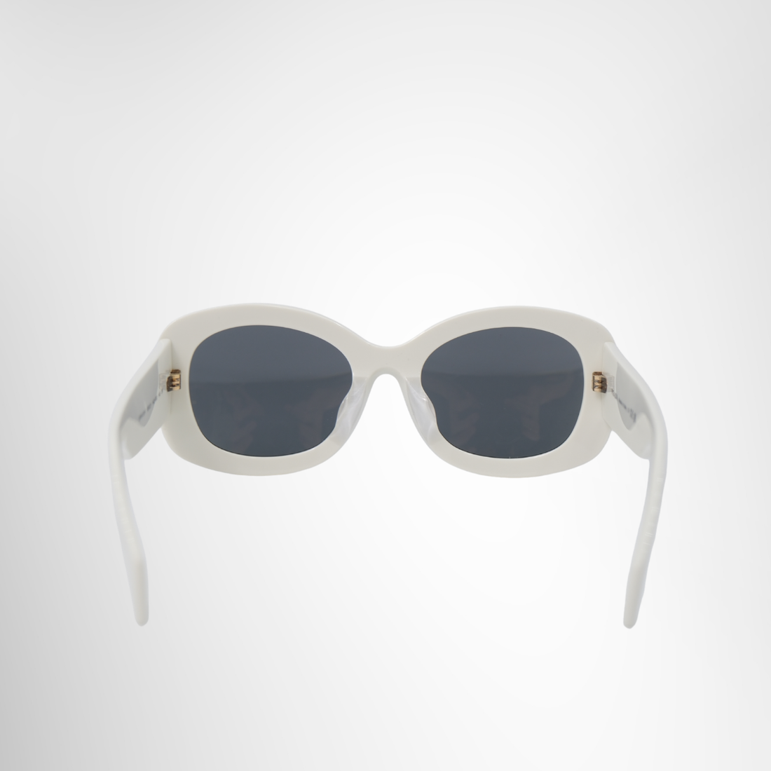 Prada PR A13S Sunglasses – Pre-Owned Luxury Sunglasses – Antonio & Co Front Page