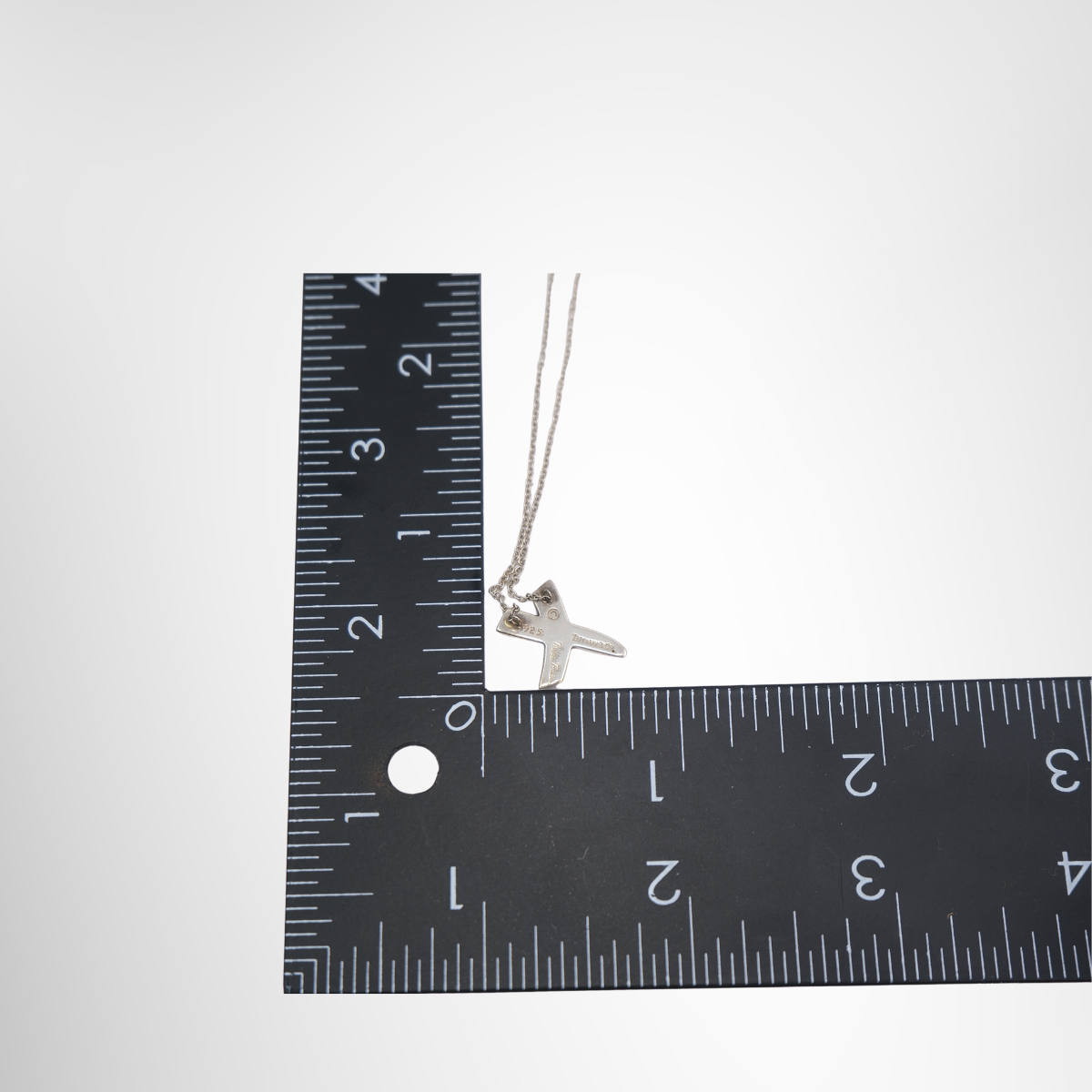 Tiffany & Co. Paloma Picasso Necklace – Pre-Owned Luxury Jewellery – Antonio & Co – Measurement view